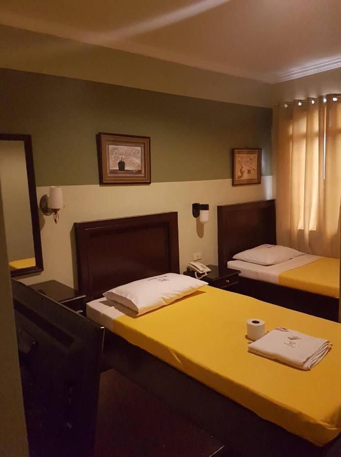 Rolet Hotel Catbalogan Екстериор снимка